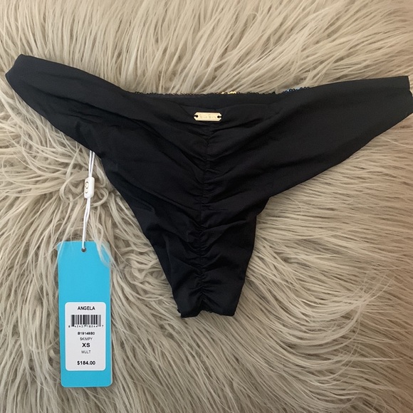 Beach Bunny rainbow Angela - Picture 3 of 5